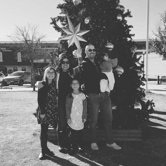 Meet your Posher, Maria - Picture 1 of 1